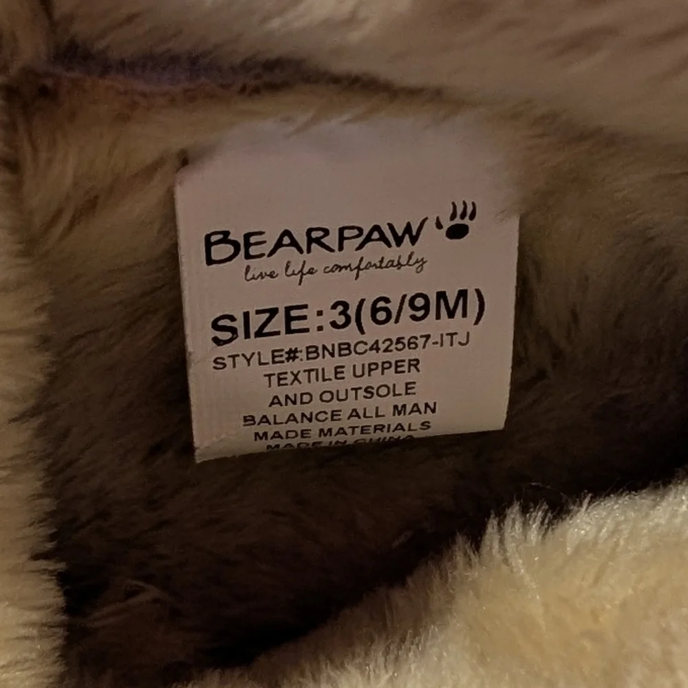 Bearpaw Fuzzy Baby Slippers Size 3 (6 to 9 months)